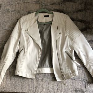 WHITE LEATHER MOTO JACKET